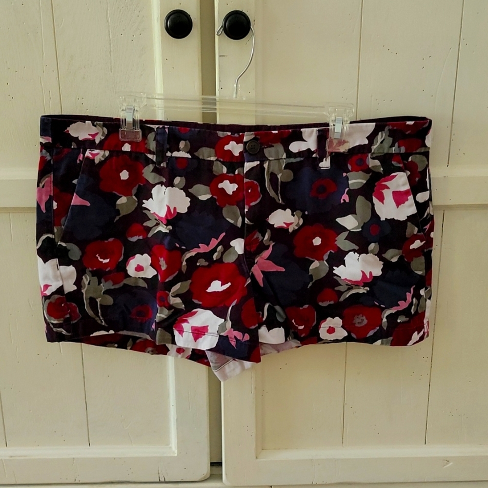 Plum, navy blue, grey mid waist shorts